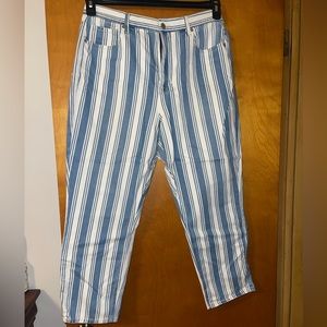 American Eagle Mom Jean